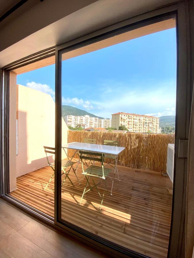 Superbe T2 équipé proche centre ville Ajaccio avec parking Exterior foto
